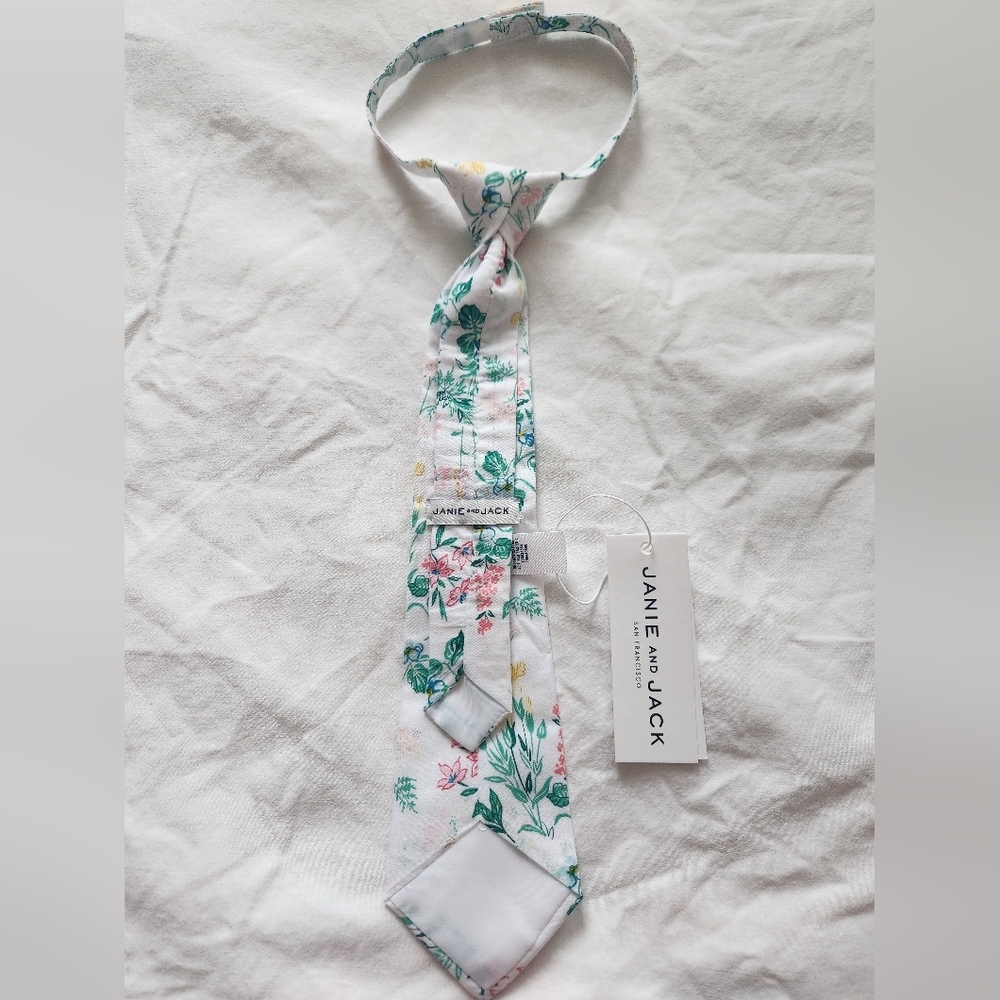 Janie and Jack Floral Tie - Picture 4 of 5